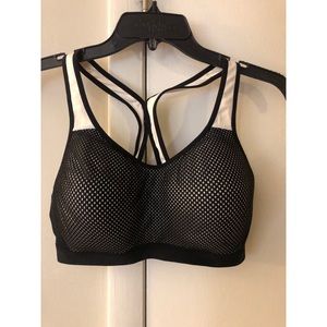 C9 Power Shape black and white sports bra